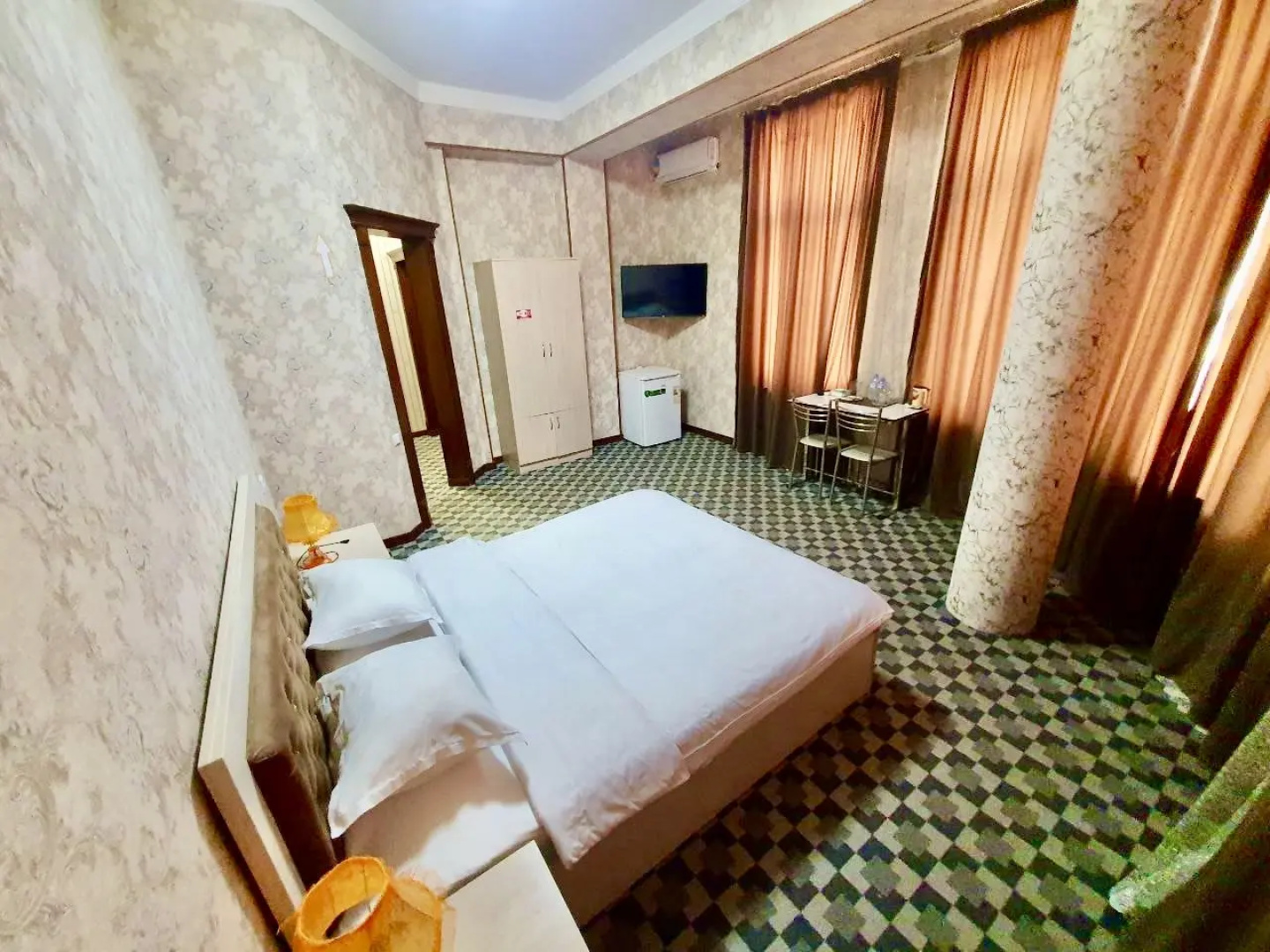 Yulduz Hotel