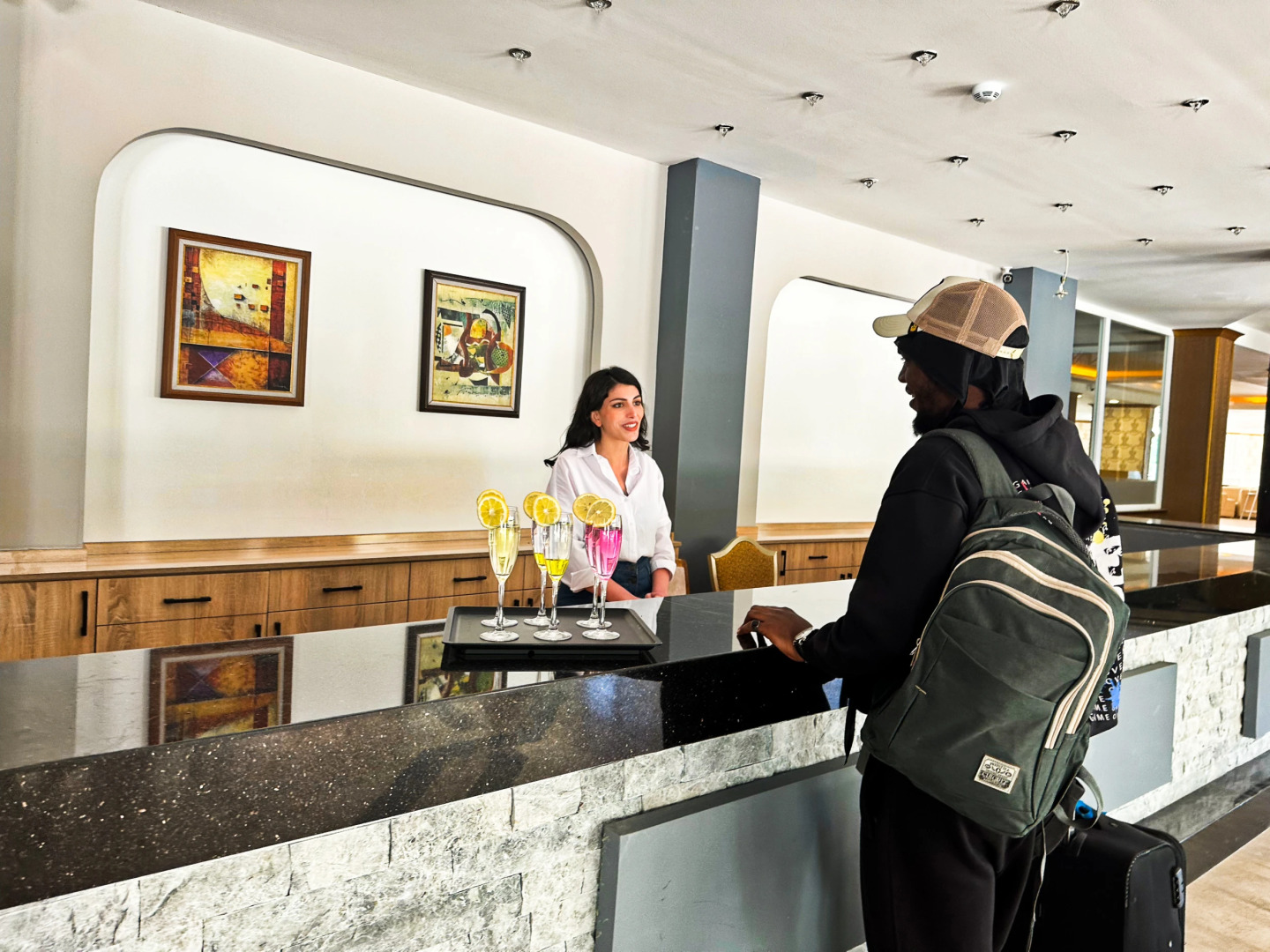 Отель The Nix Hotel