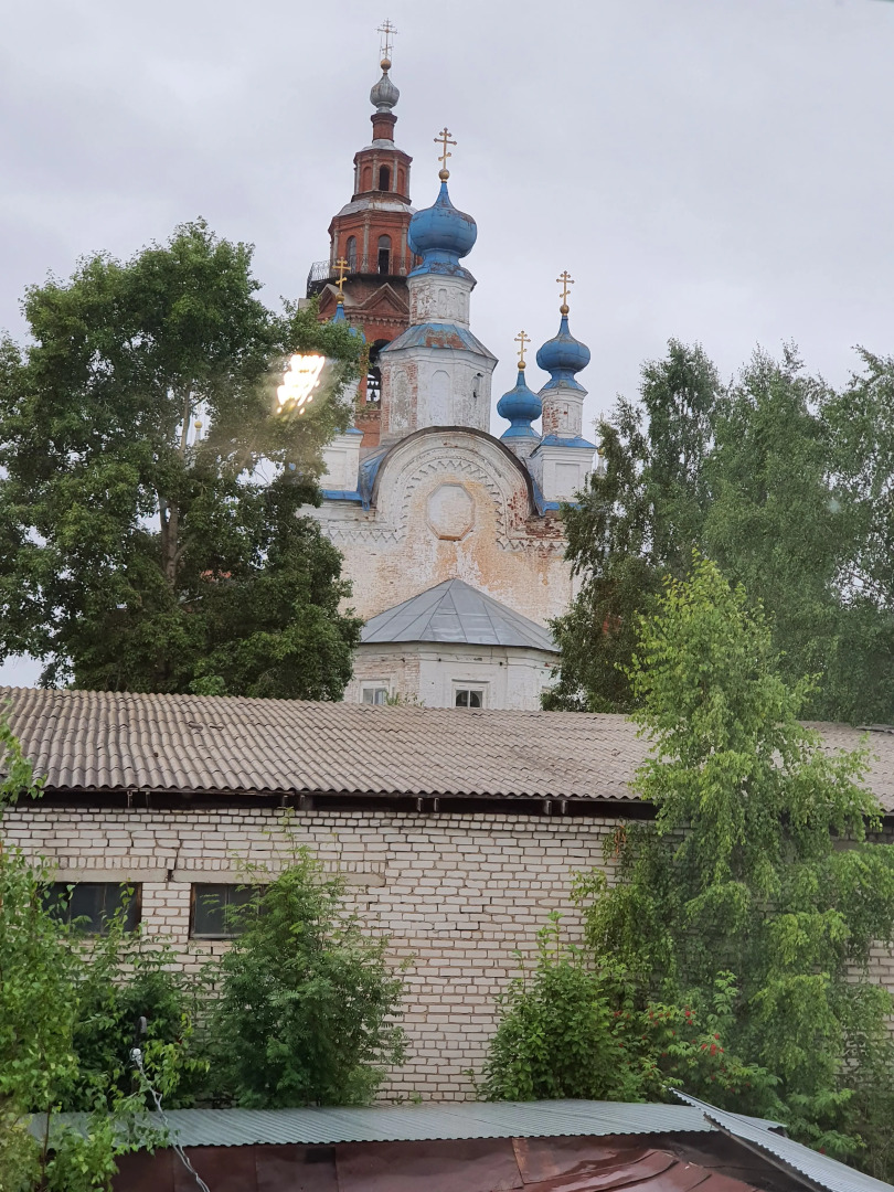 Квартира в старинном особняке Воскресенская - памятник провинциального классицизма