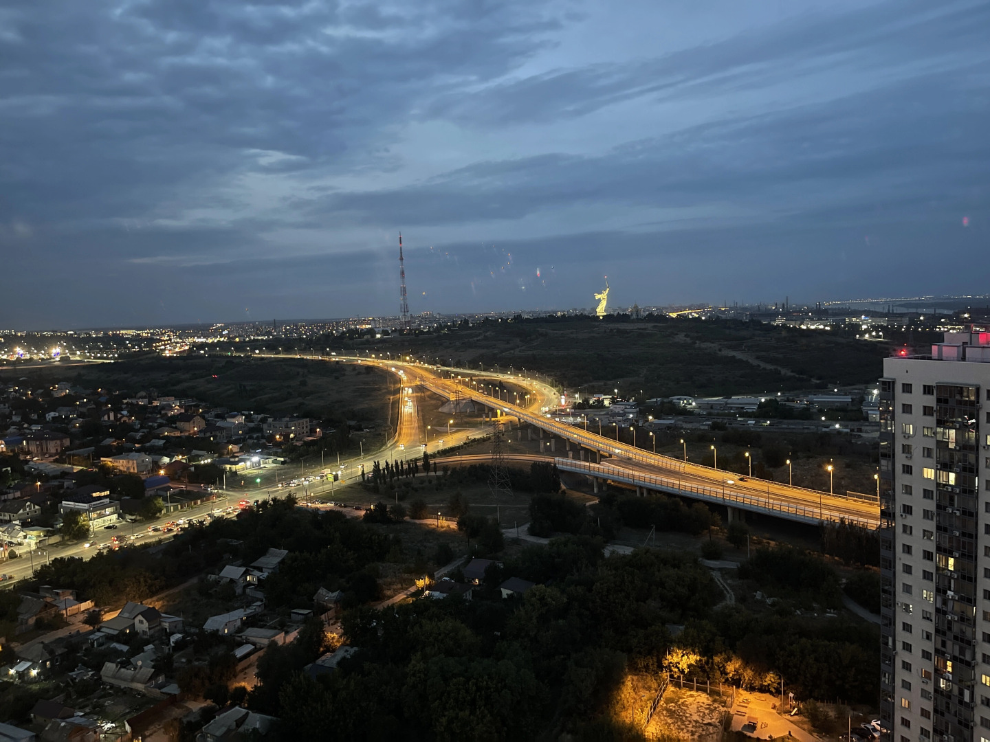 Апартаменты в Волгоград Сити с Панорамными Окнами