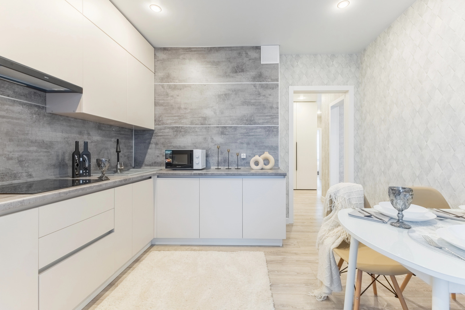 Апартаменты на Петра Полушкина