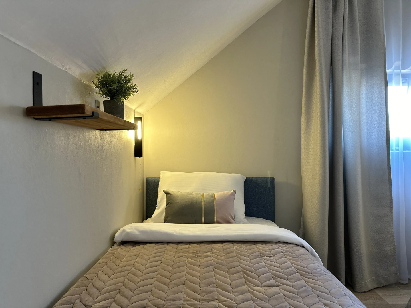 Частный Дом Барнхаус №2 на 10 гостей, с дровяной баней и горячим чаном