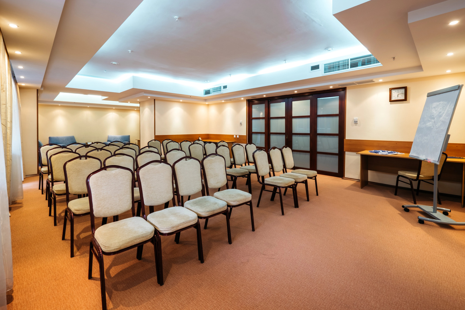 Отель Атлантик by USTA Hotels