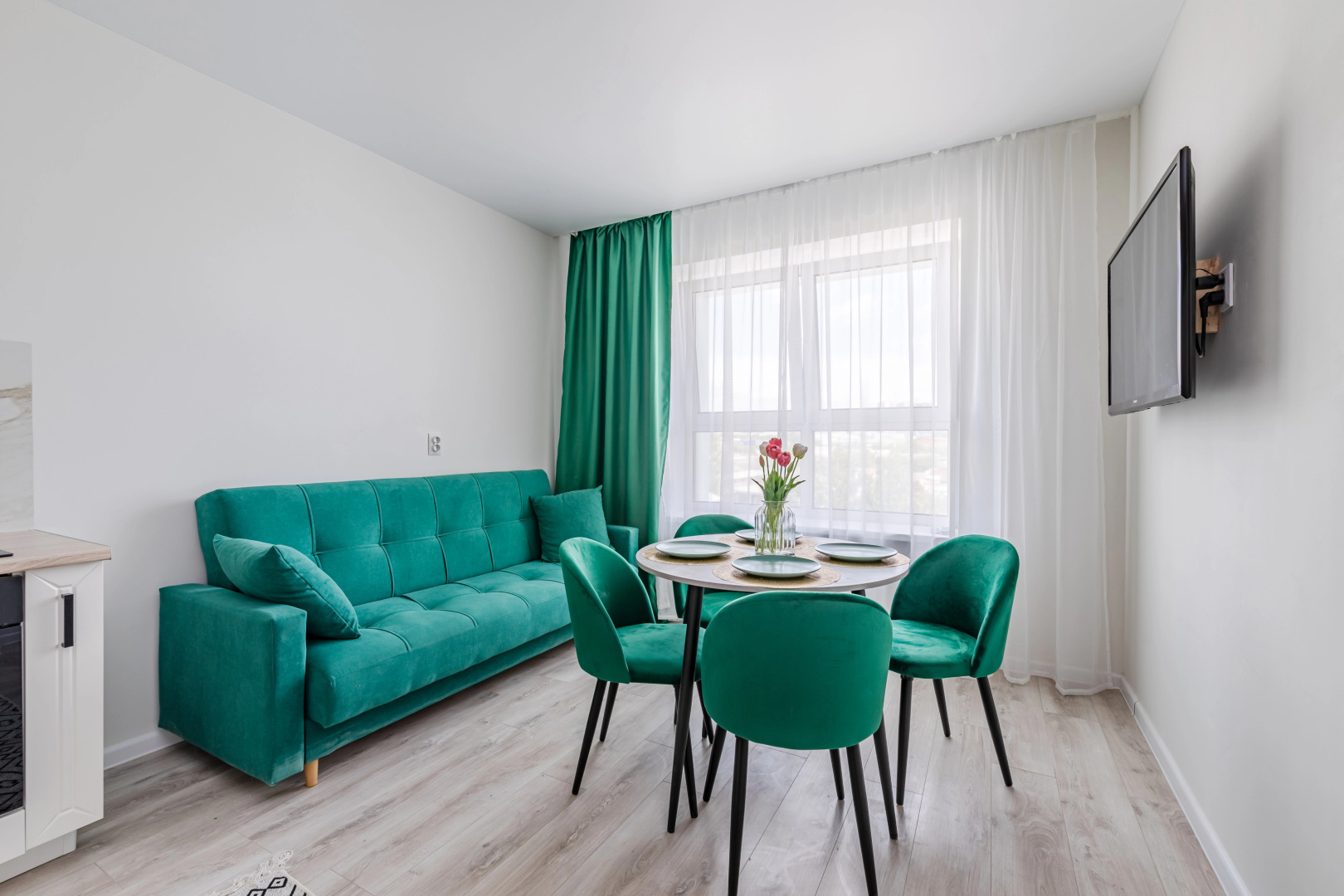 Апартаменты LS 4-х Комнатная большая Журавли