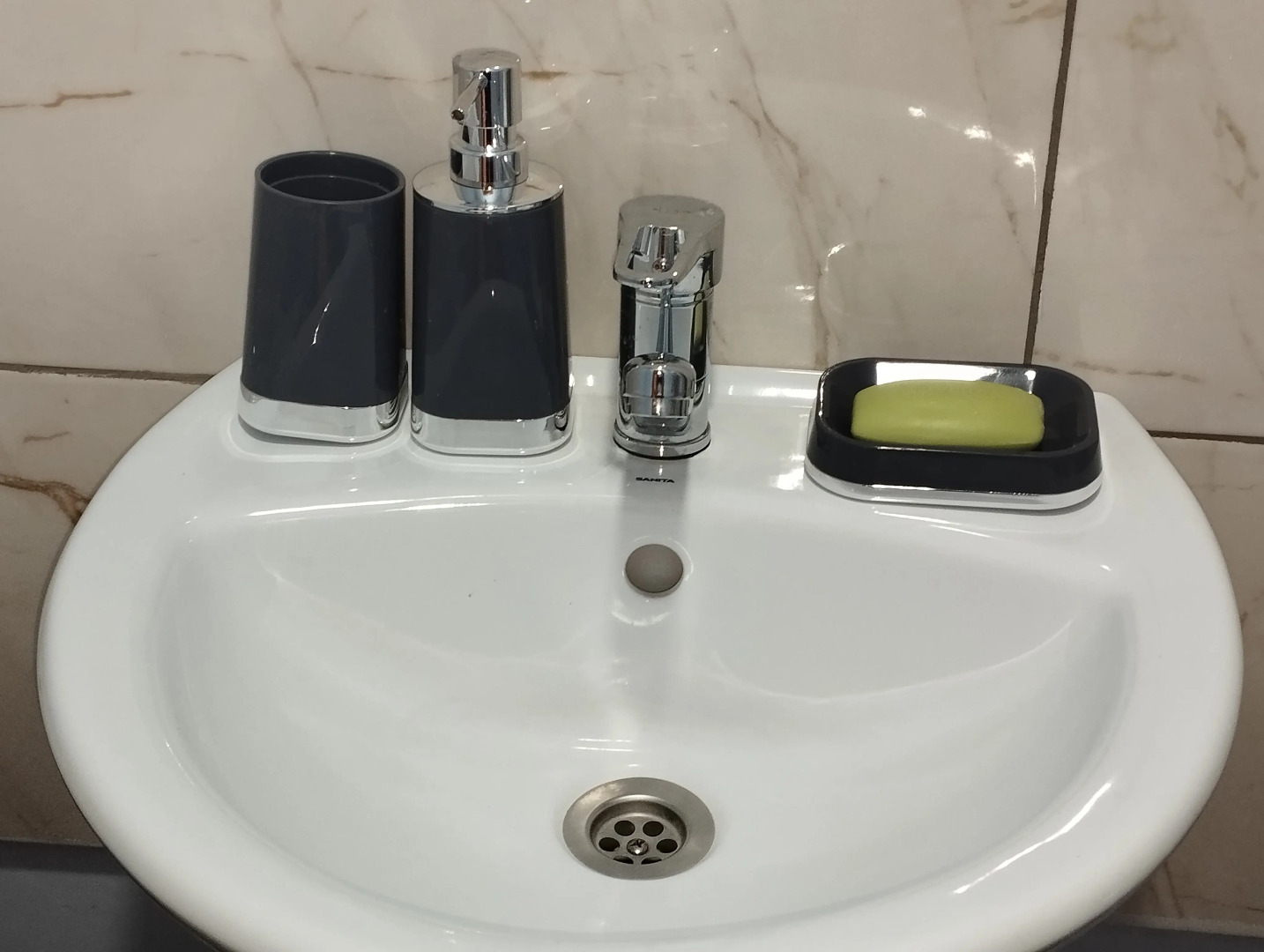 Квартира Солнышко недалеко от СКАД до 4 гостей