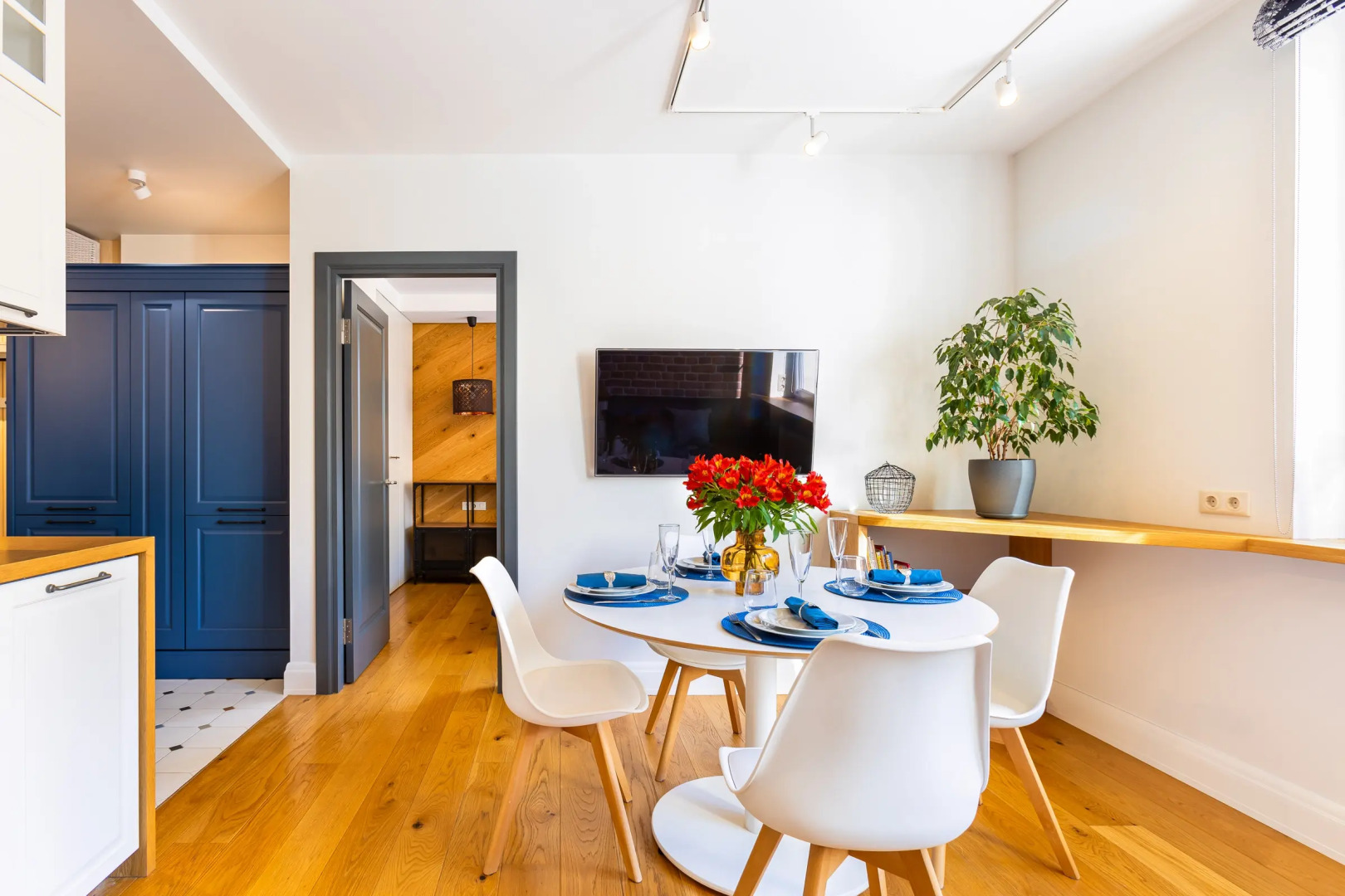 Квартира однокомнатная Good Karma недалеко от крейсера Аврора