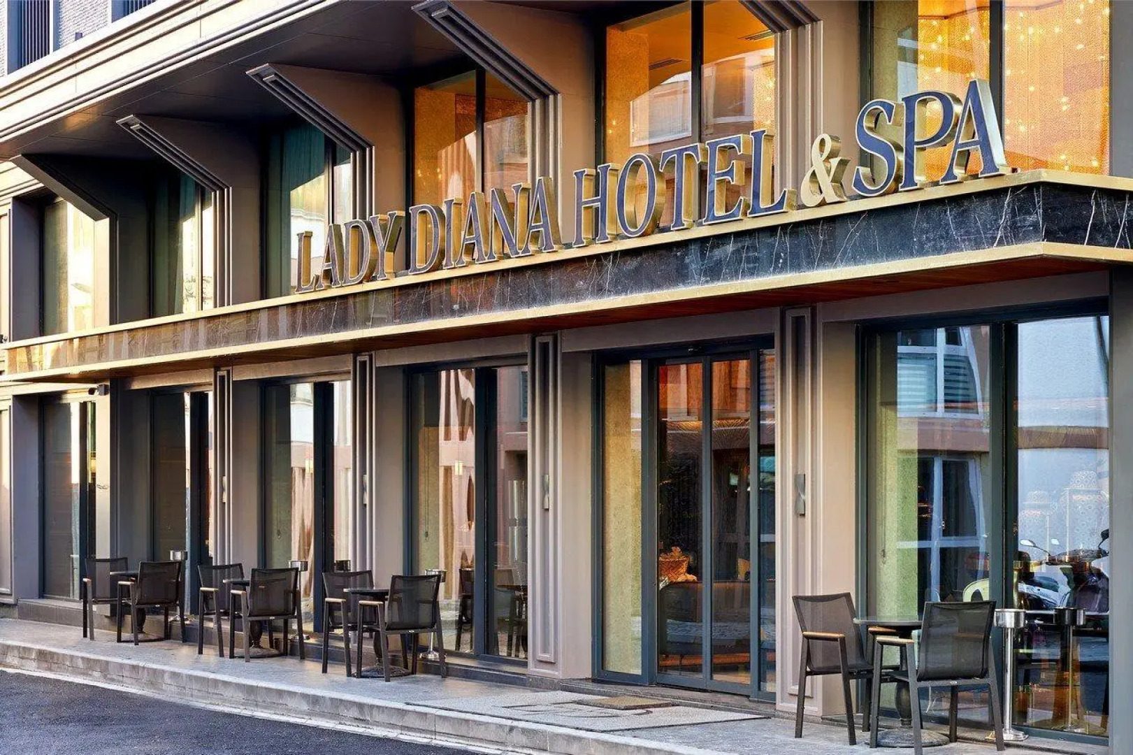 Отель Lady Diana