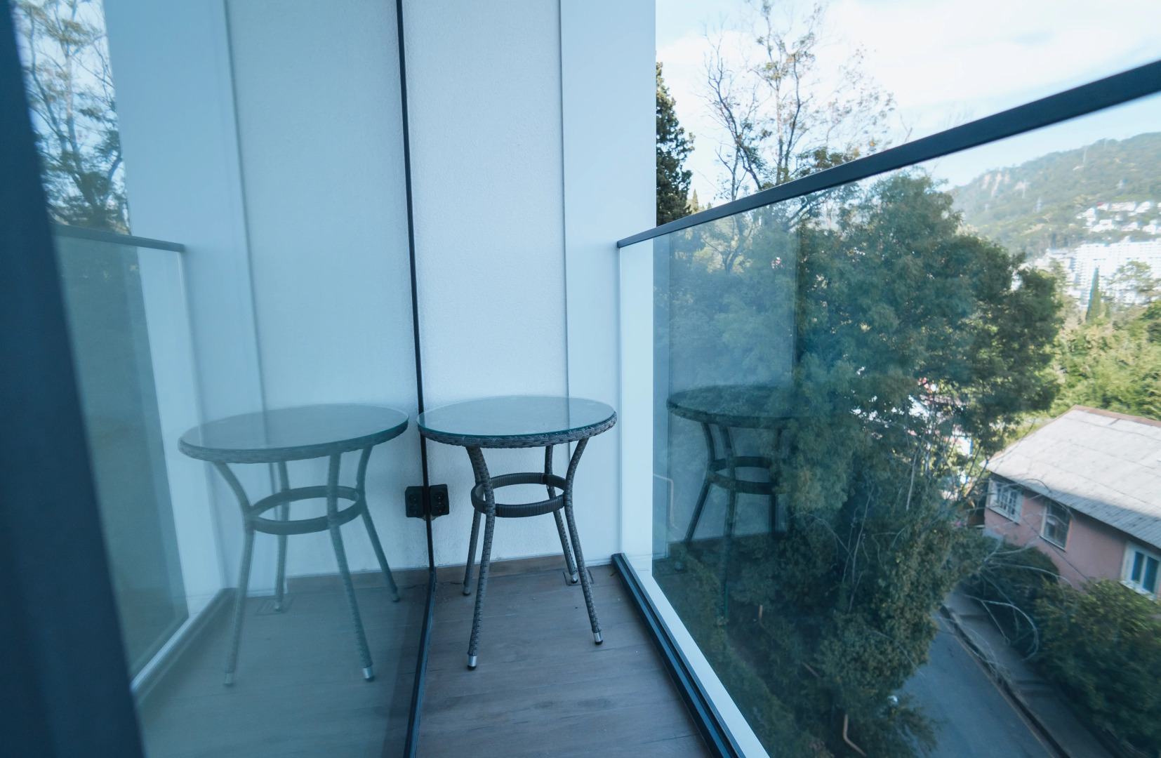 Апартаменты в Сочи центр Хосты с видом на море АК Горка