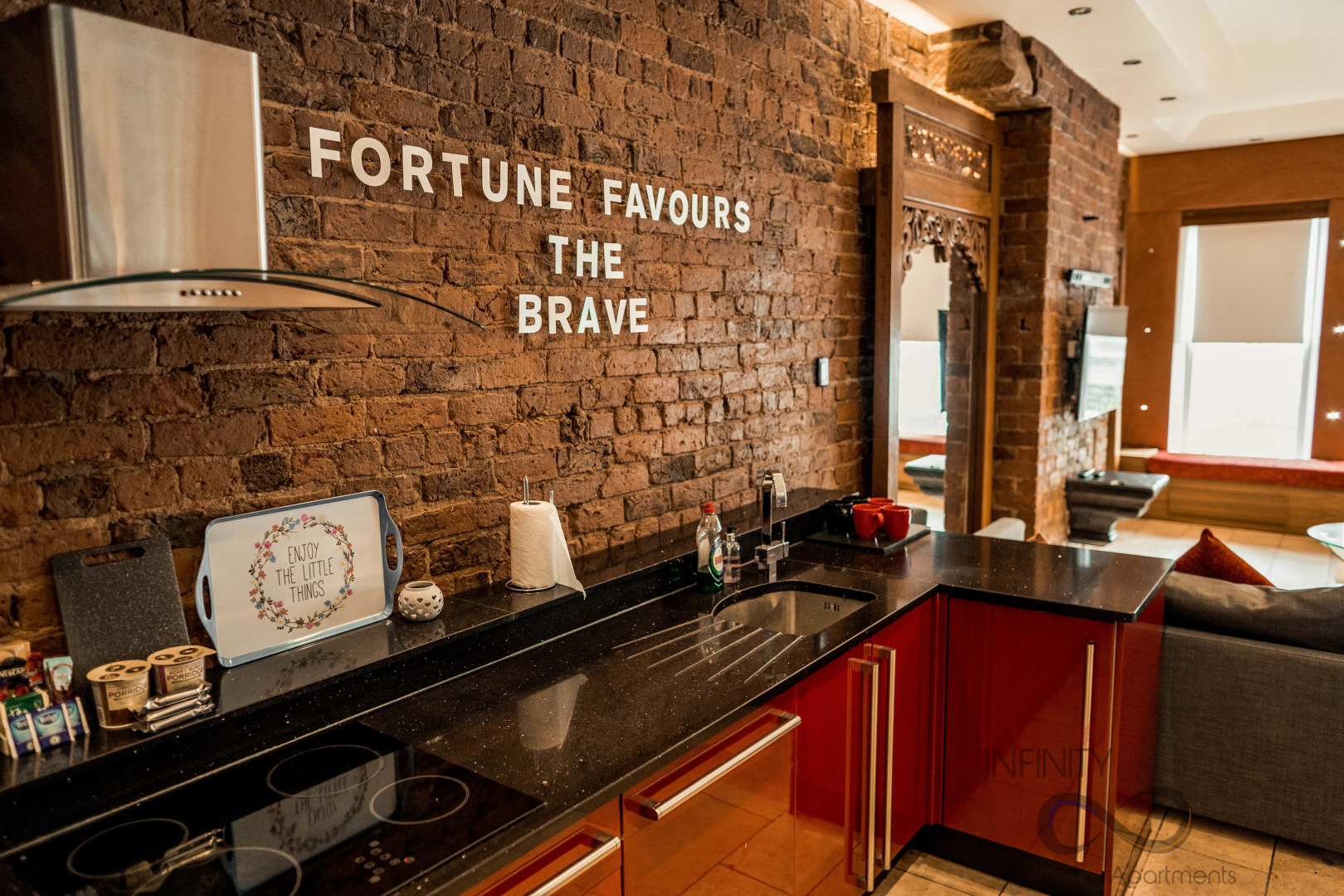 Апартаменты Infinity Victoria Street