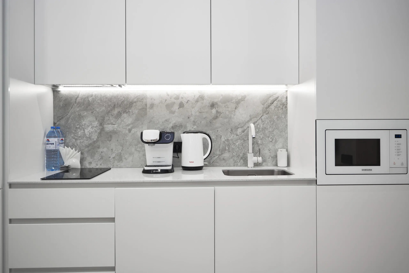 Апартаменты Pushkin White