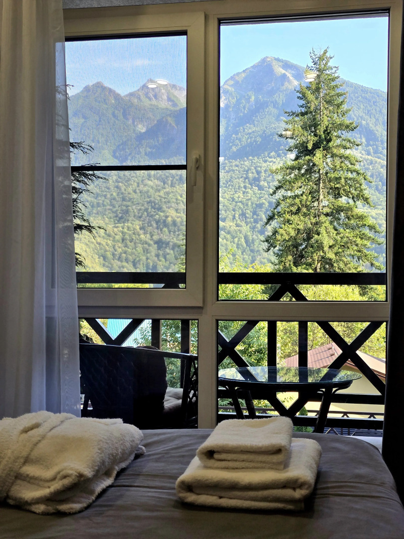 Апартаменты Панорама Ачишхо номер Superior с балконом и видом на горы