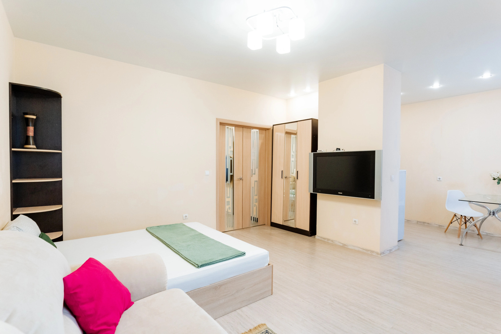 Апартаменты с Панорамным Видом в Центре Города