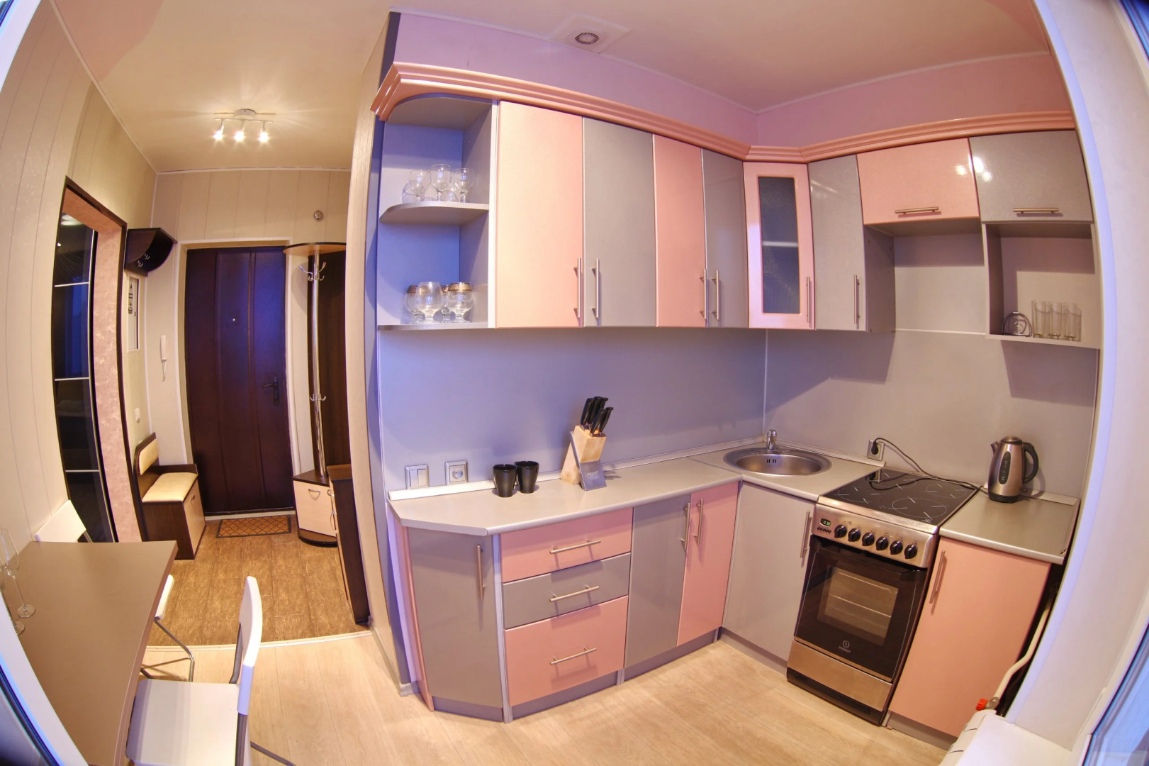 Апартаменты на Спутника 32