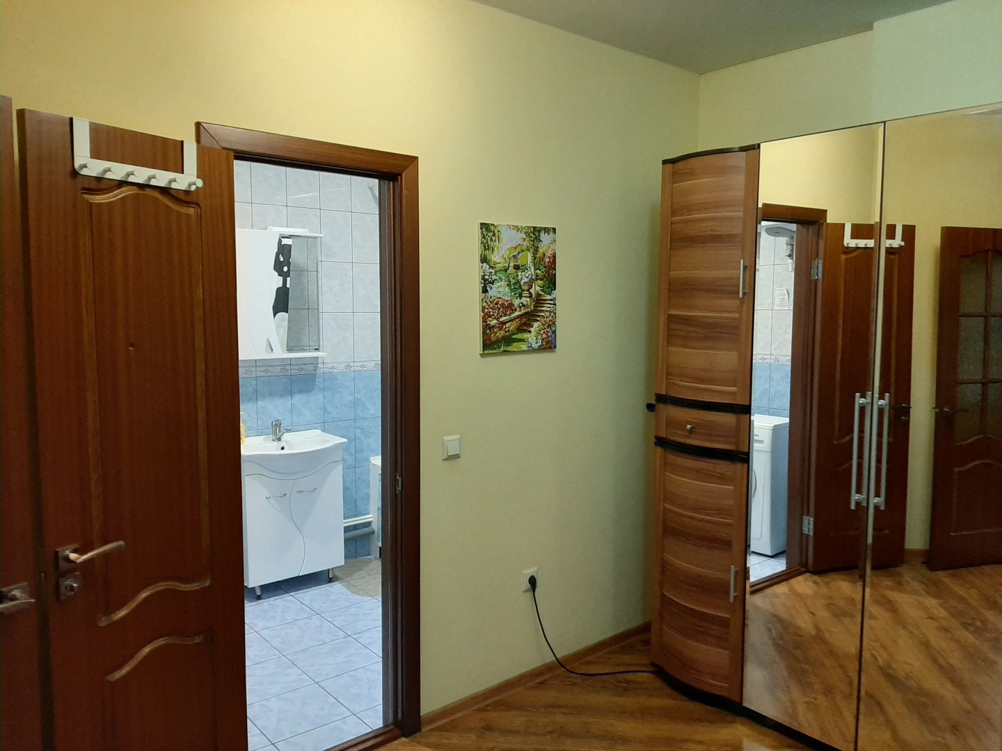 Апартаменты от Людмилы на Революции 1905 года