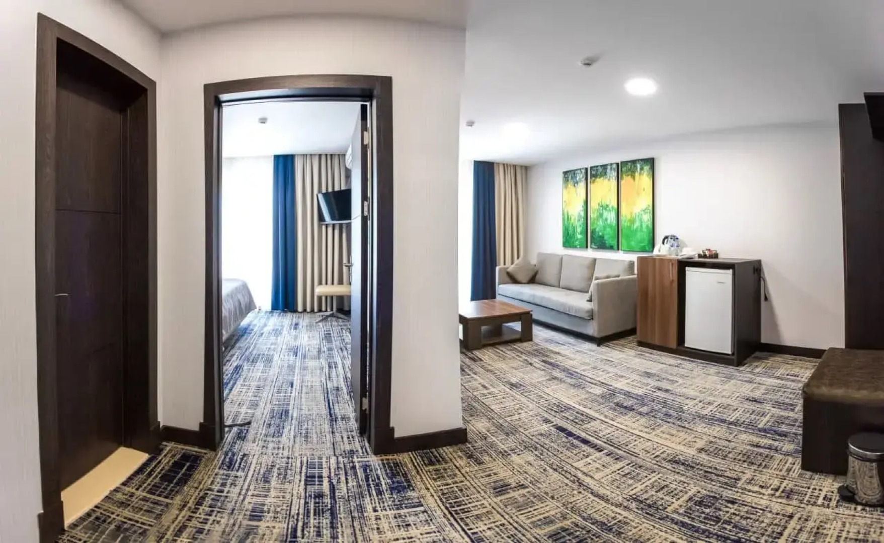 Отель Avenue Park