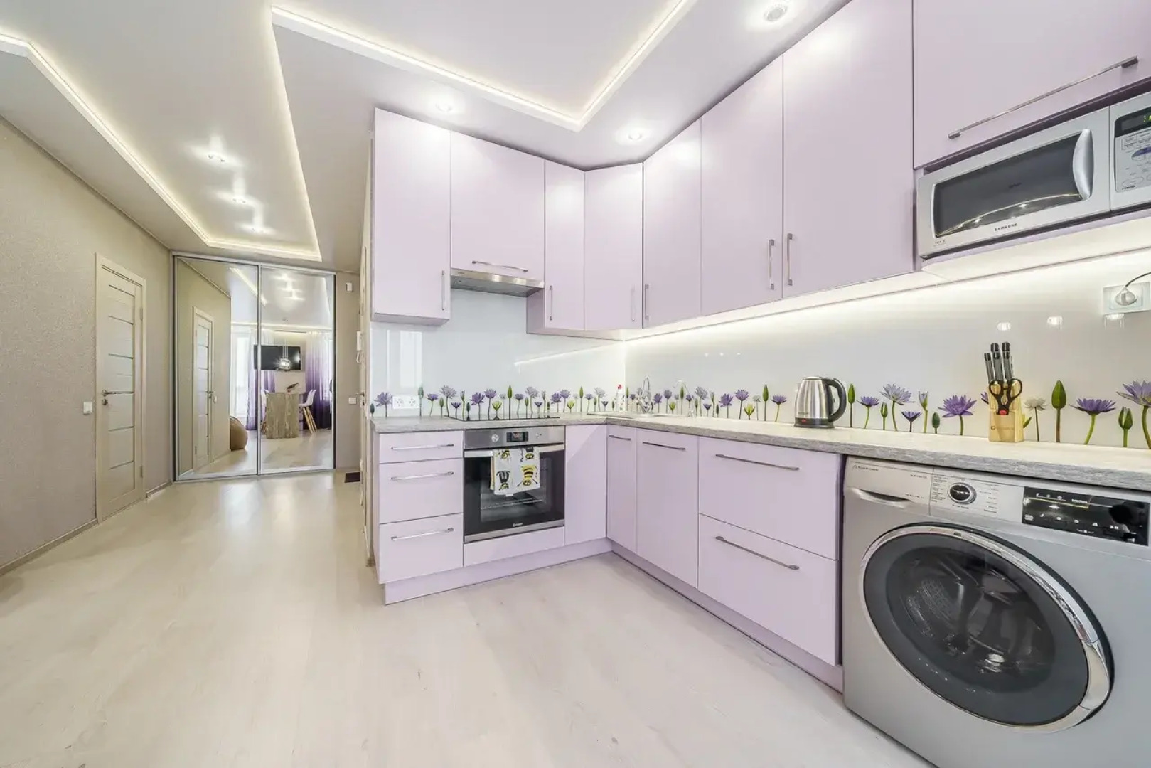 Апартаменты В новостройке на высоком этаже