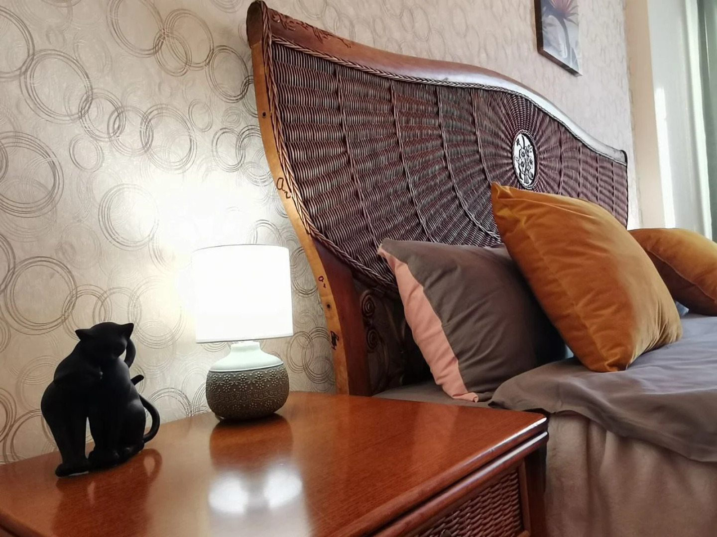 Апартаменты White Lodging на Академика Каргина