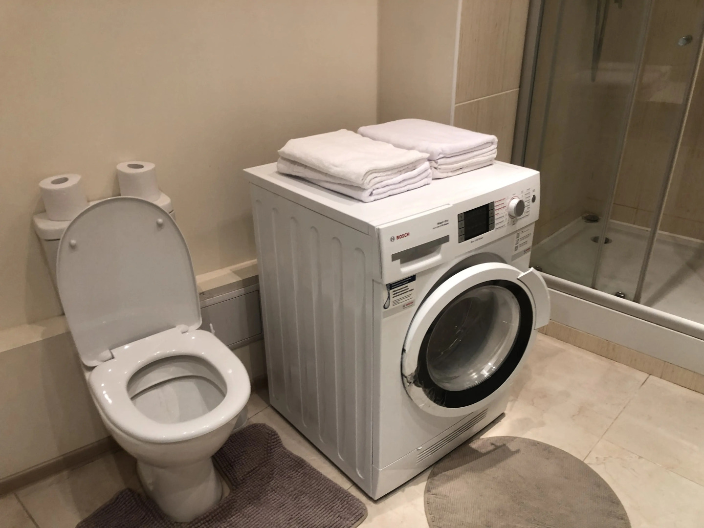 Апартаменты в центре с видом на Севастопольскую бухту