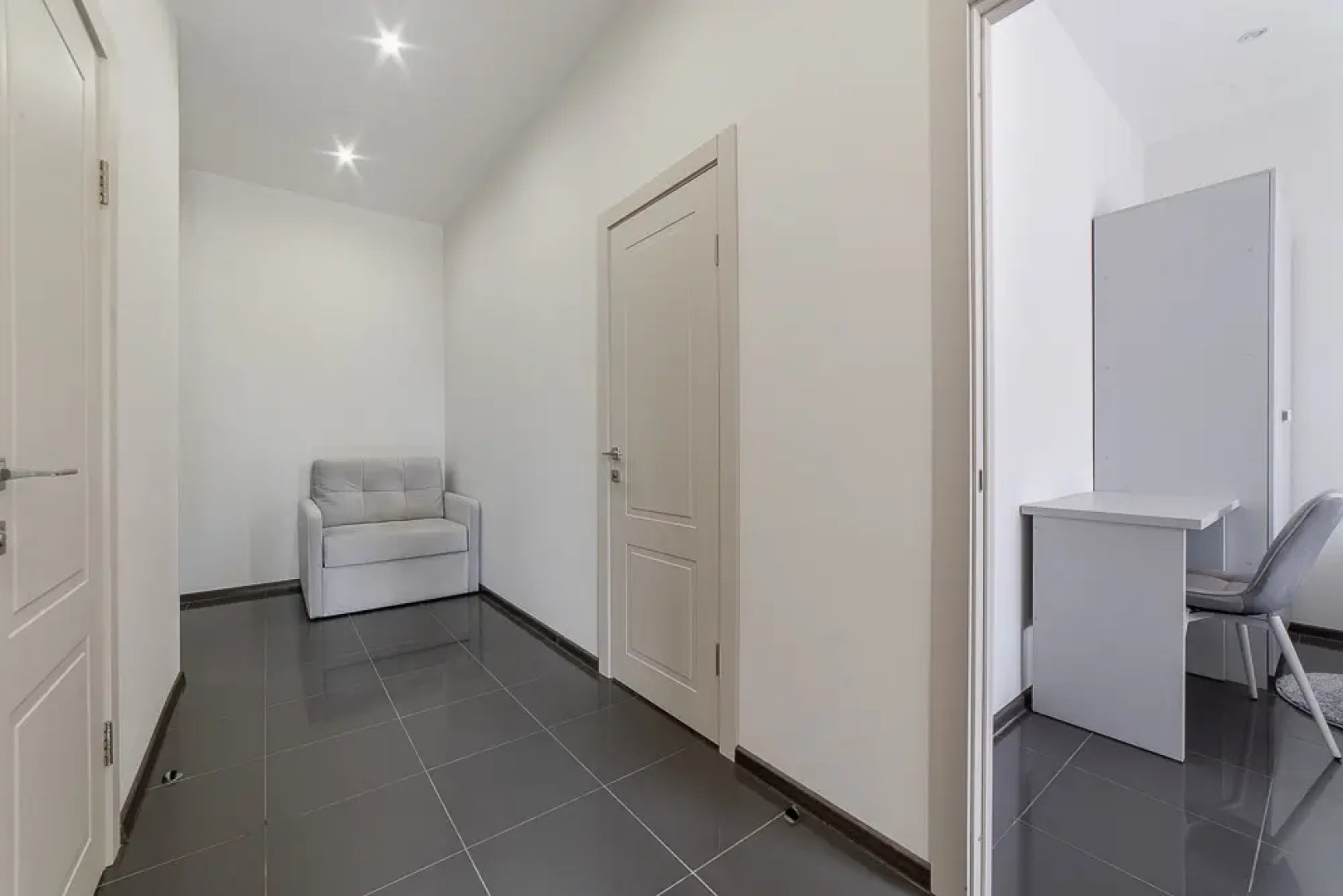 Апартаменты на Коммуны 2