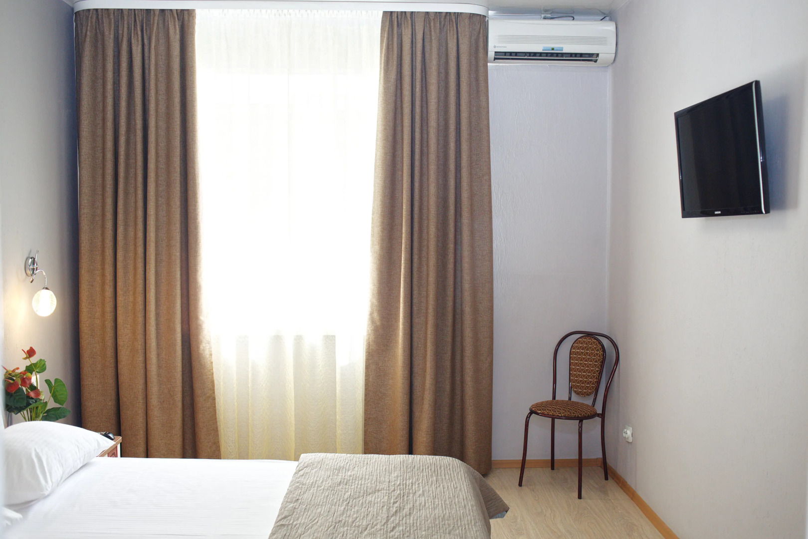 Отель Анзас