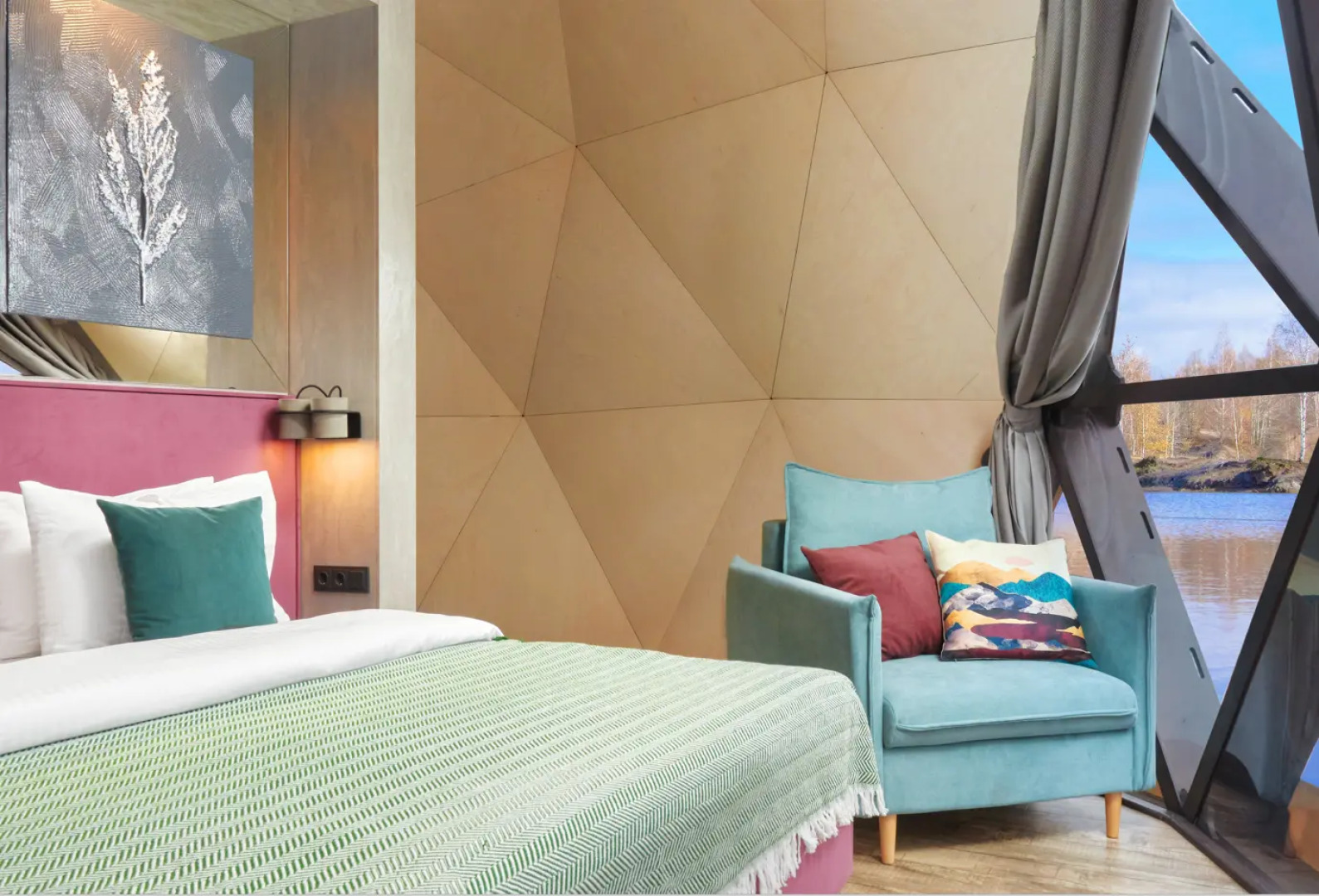 Отель Аномалия