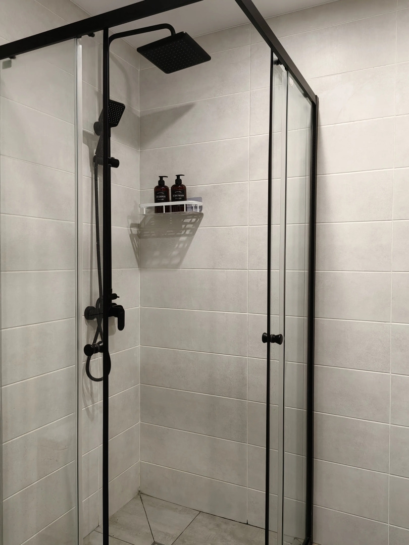 Квартира Яркая студия в 4 минутах от метро. Бесконтактное заселение