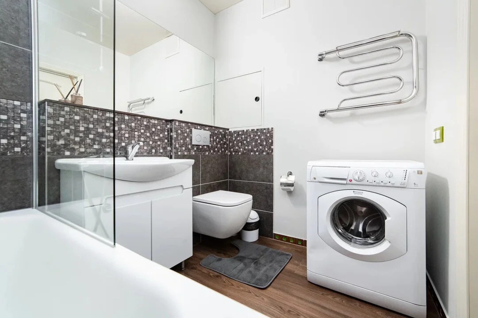 Апартаменты возле Национальной Библиотеки и ТРЦ Dana Mall на Туровского 26