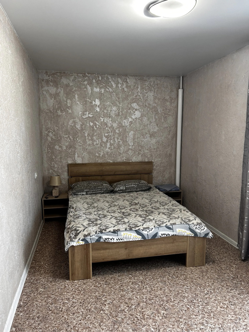 Квартира уютная двухкомнатная в тихом районе