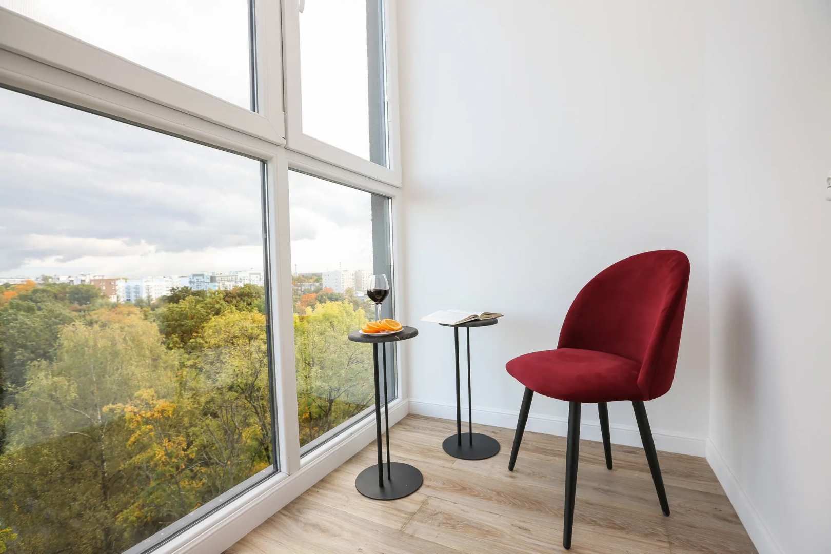 Апартаменты "Живи легко" на ул. Еловая аллея 5А