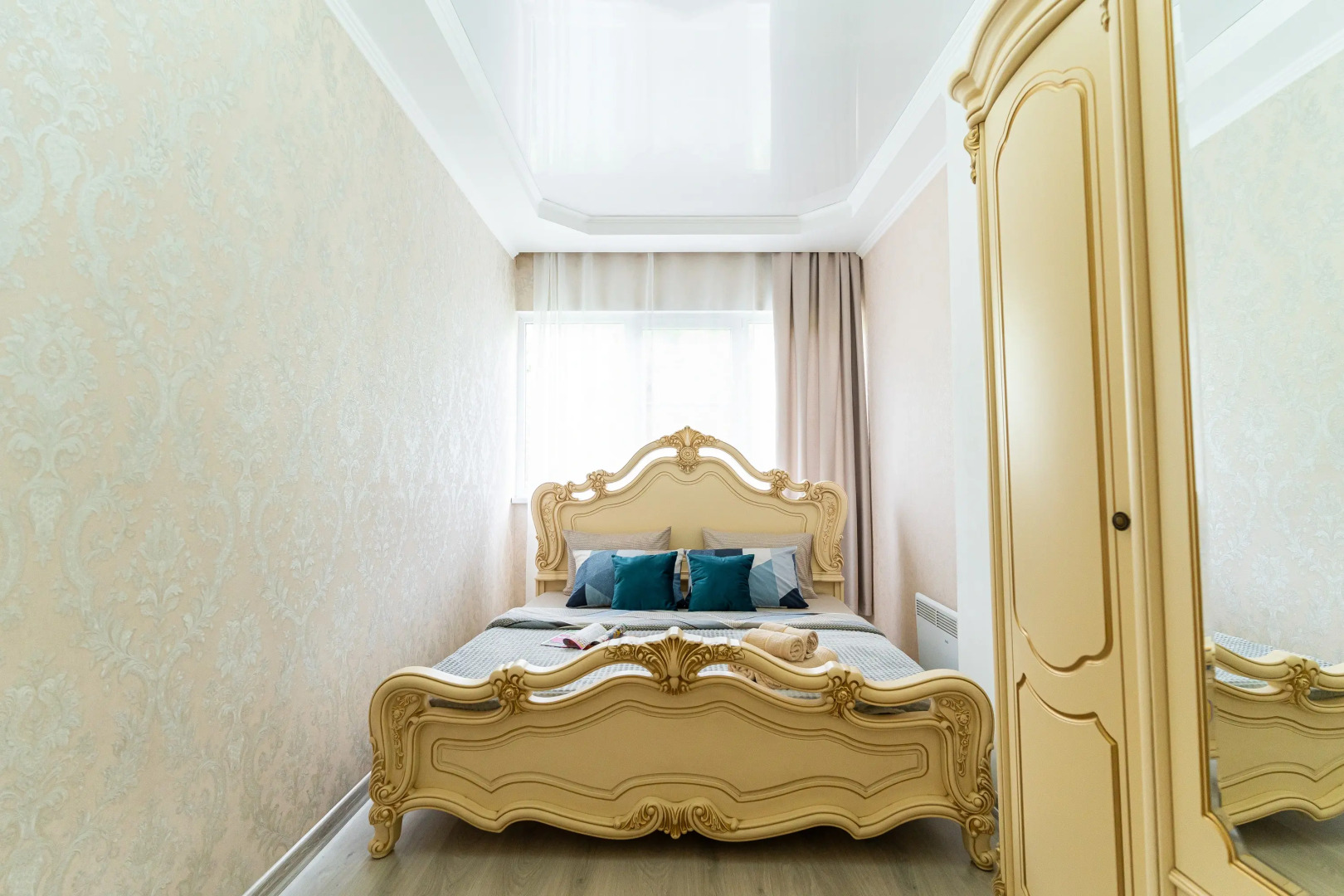 Апартаменты с потрясающими видами и большой ванной в Геленджике от LetoApart