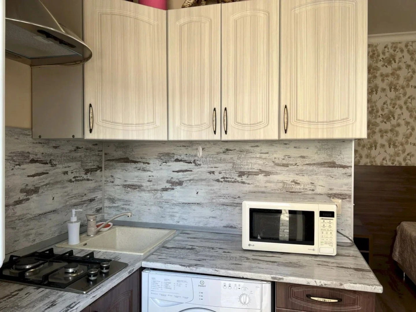 Апартаменты 335 на Кубанской