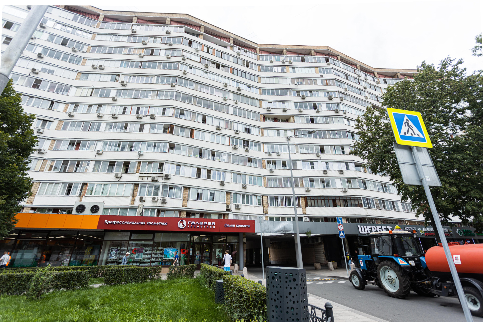 Квартира 3-х комнатная с панорамными видами не далеко от Кремля