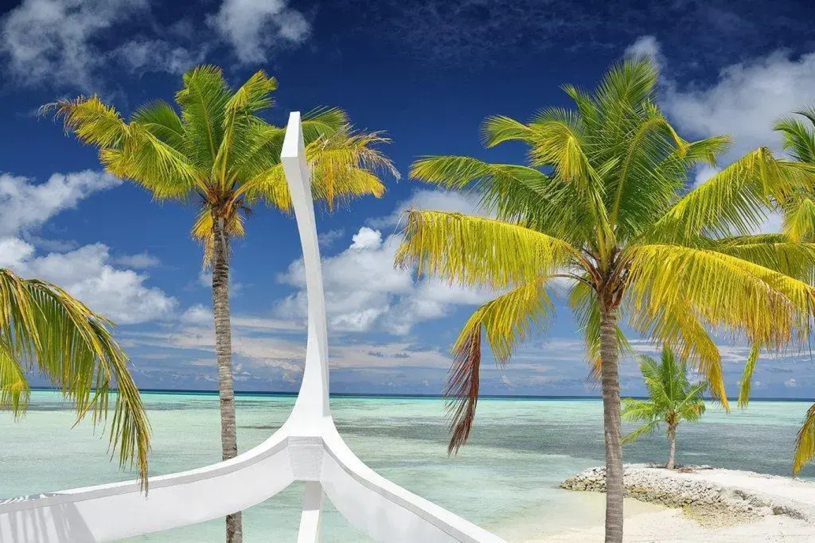 Курортный Отель Rahaa Resort