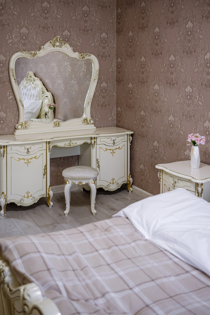 Квартира Green FOX с большой спальней и кухней в самом центре города