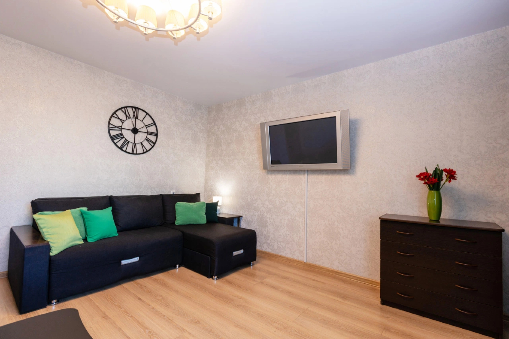 Квартира Двухкомнатная по улице Дубровинского 58