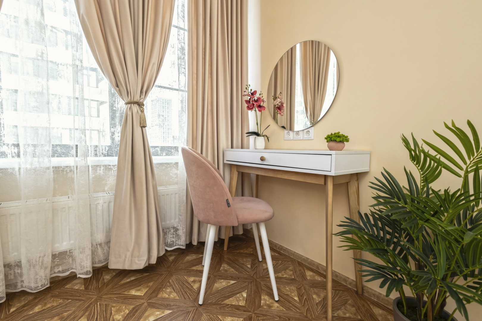 Апартаменты Luna Aparts в ЖК Бизнес-класса