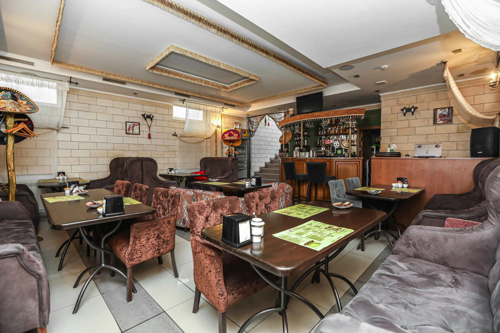 Отель Аурелиу