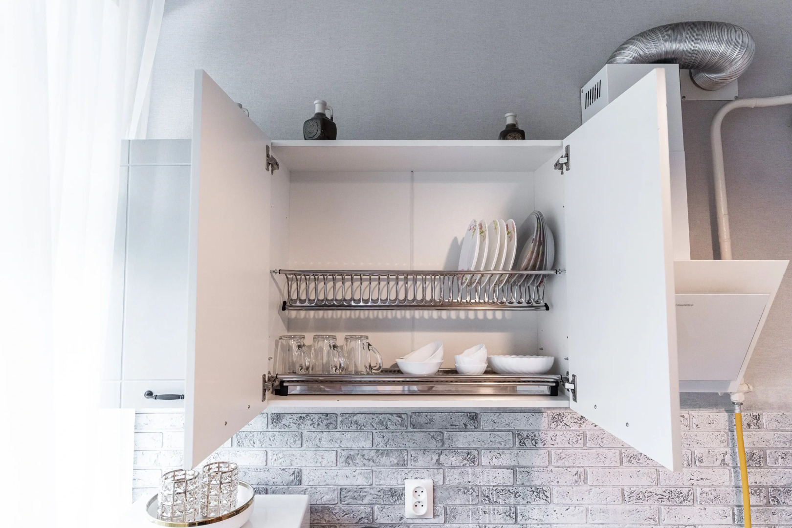 Апартаменты в Центре с Видом на Крейсер Михаил Кутузов от  LetoApart