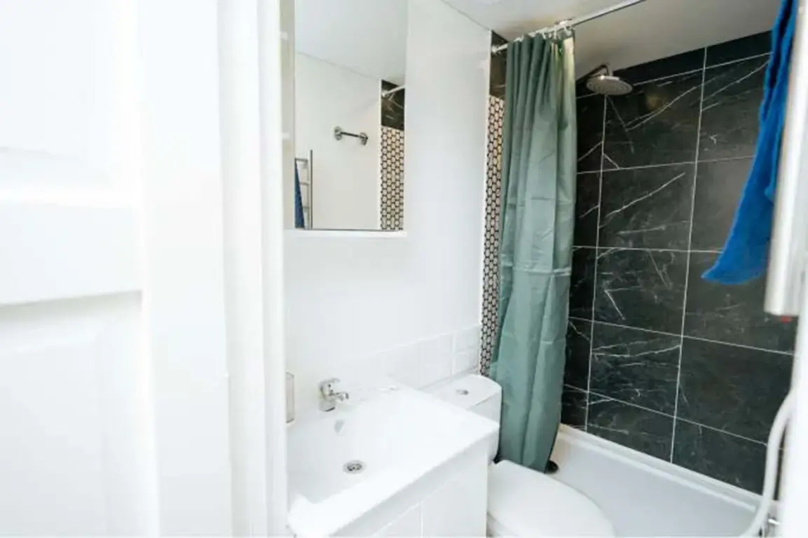 Апартаменты Студия Классическая С Современным Ремонтом на Курчатова