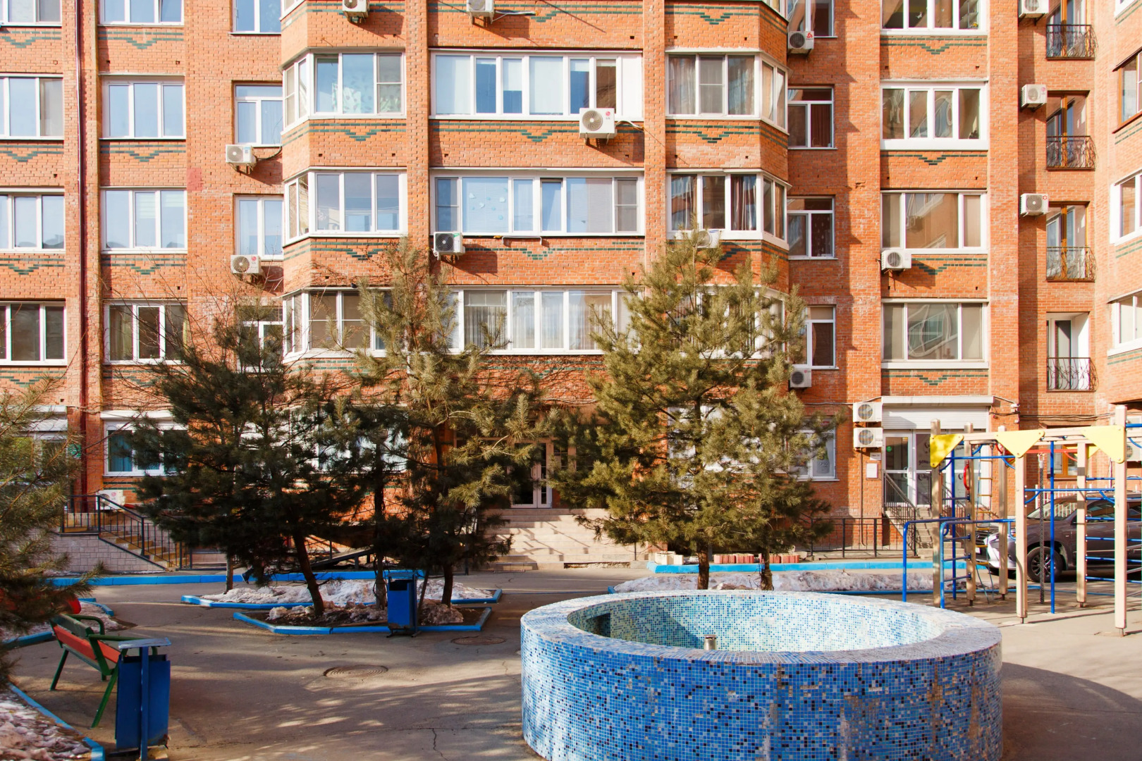 Квартира Уютная квартира с детской площадкой во дворе