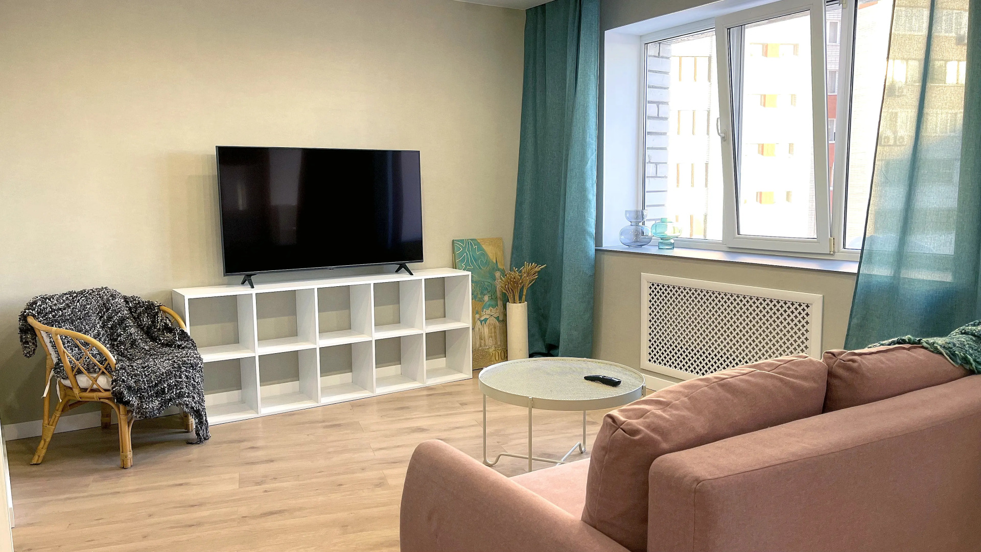 Апартаменты Стильная студия у метро на Чистопольской