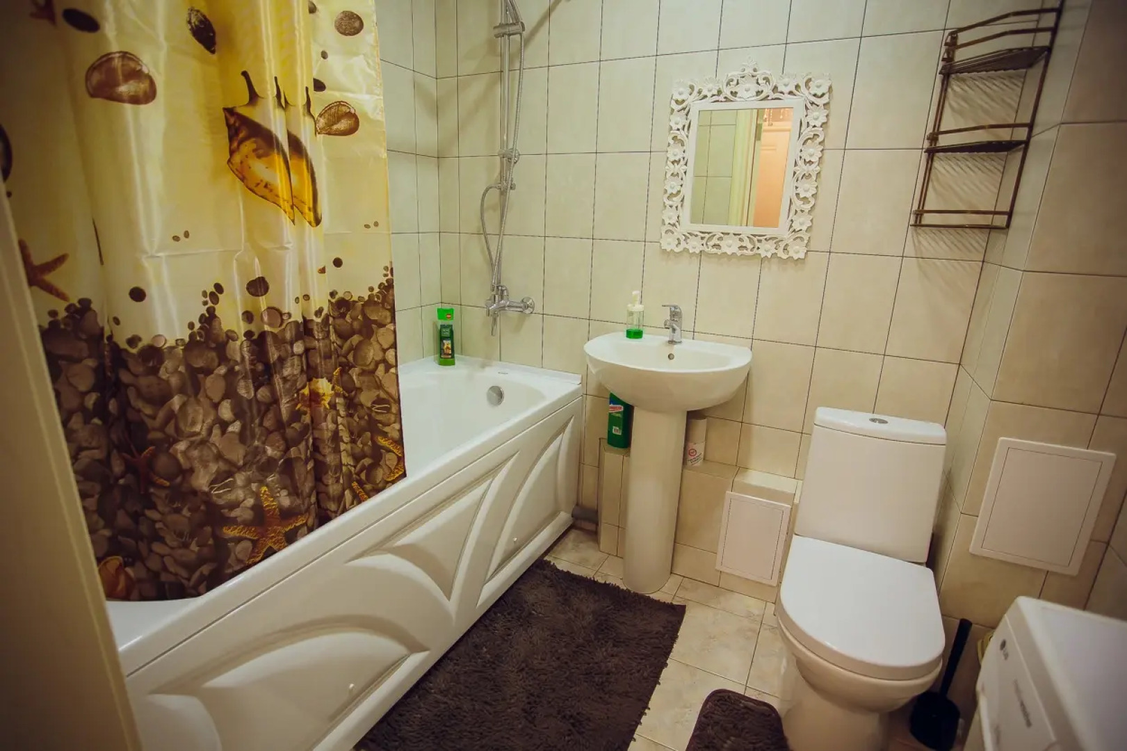 Апартаменты на Октябрьской Революции 27