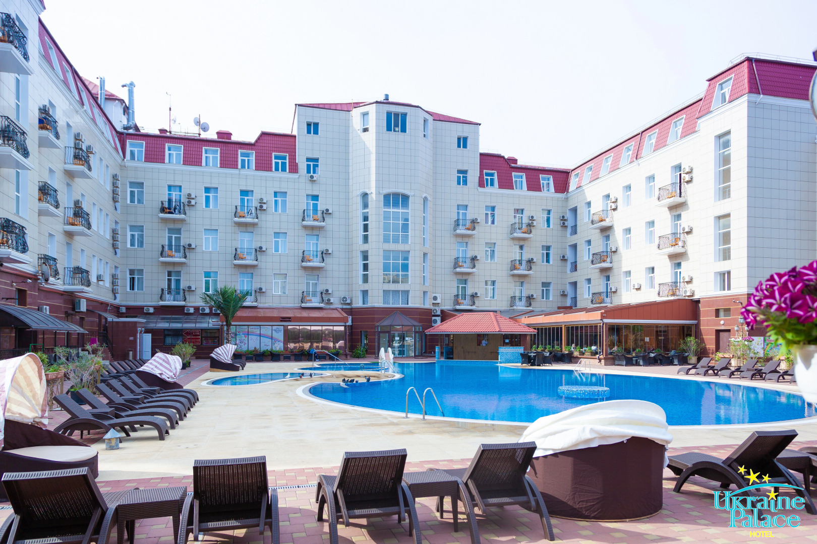 Отель Палас