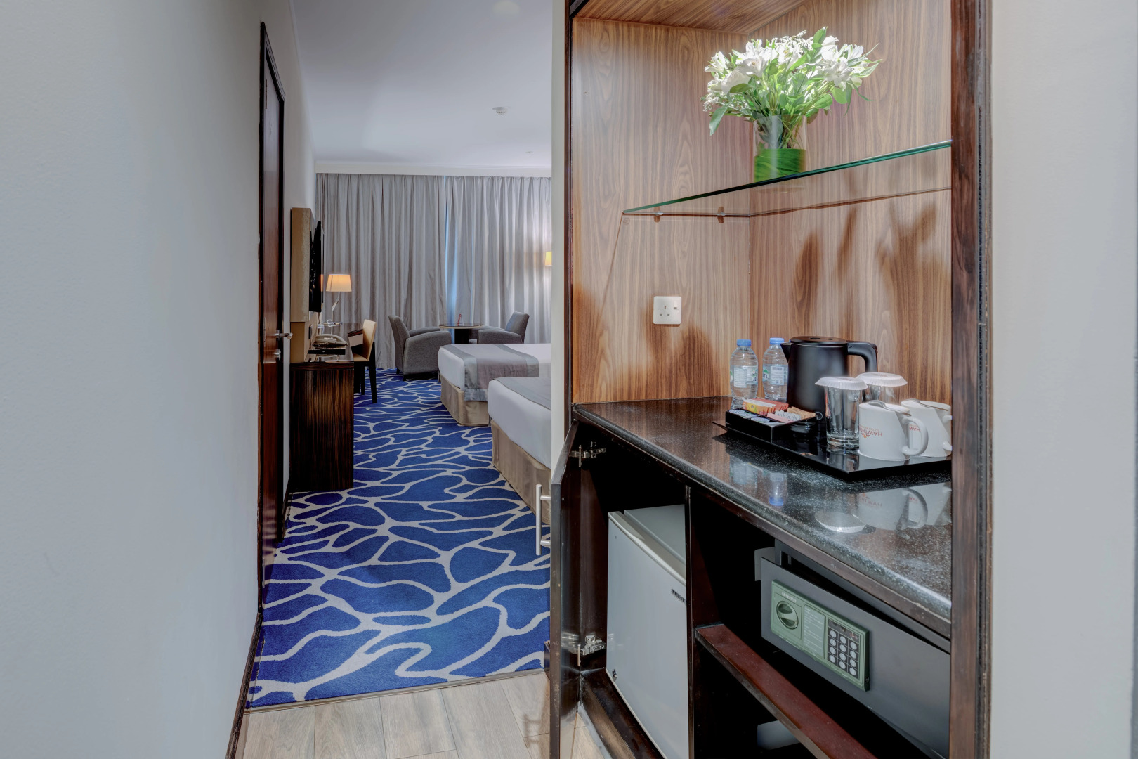 Отель HAWTHORN EXTENDED STAY BY WYNDHAM ABU DHABI