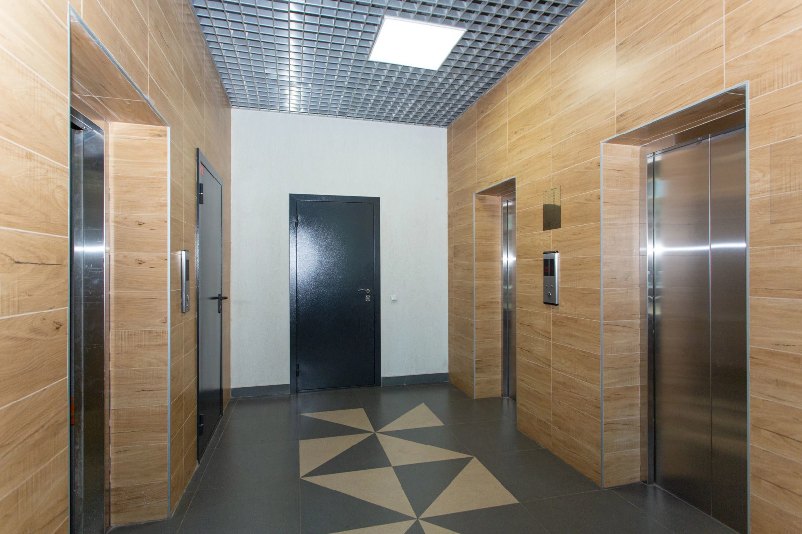 Апартаменты на улице Адриена Лежена