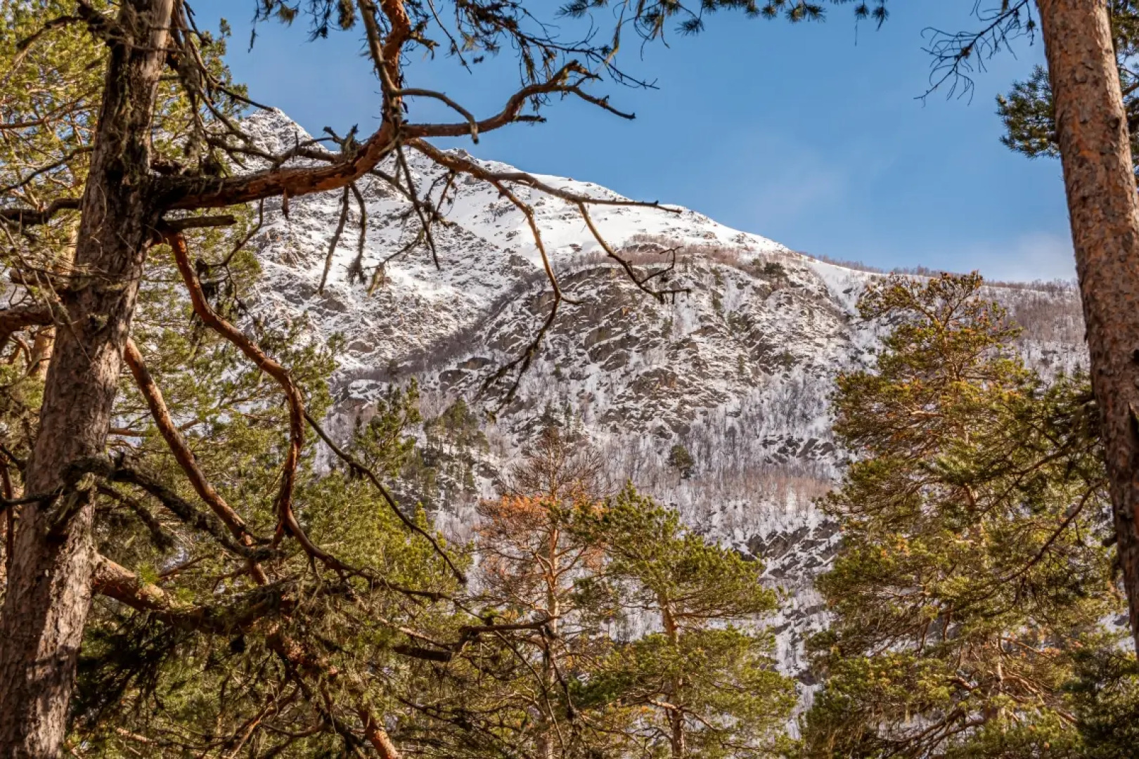 Коттедж Двухэтажный в Терсколе от Квартирукинг