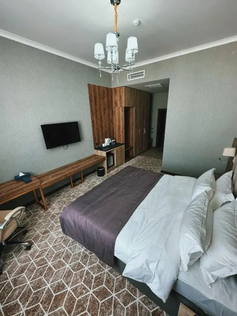 Отель Tauke Khan Plaza