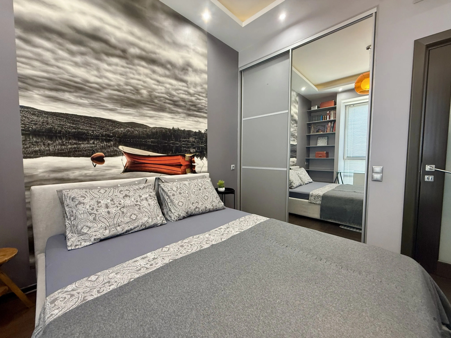 Квартира Волжский бриз Видовая 3-х комнатная на набережной в центре города