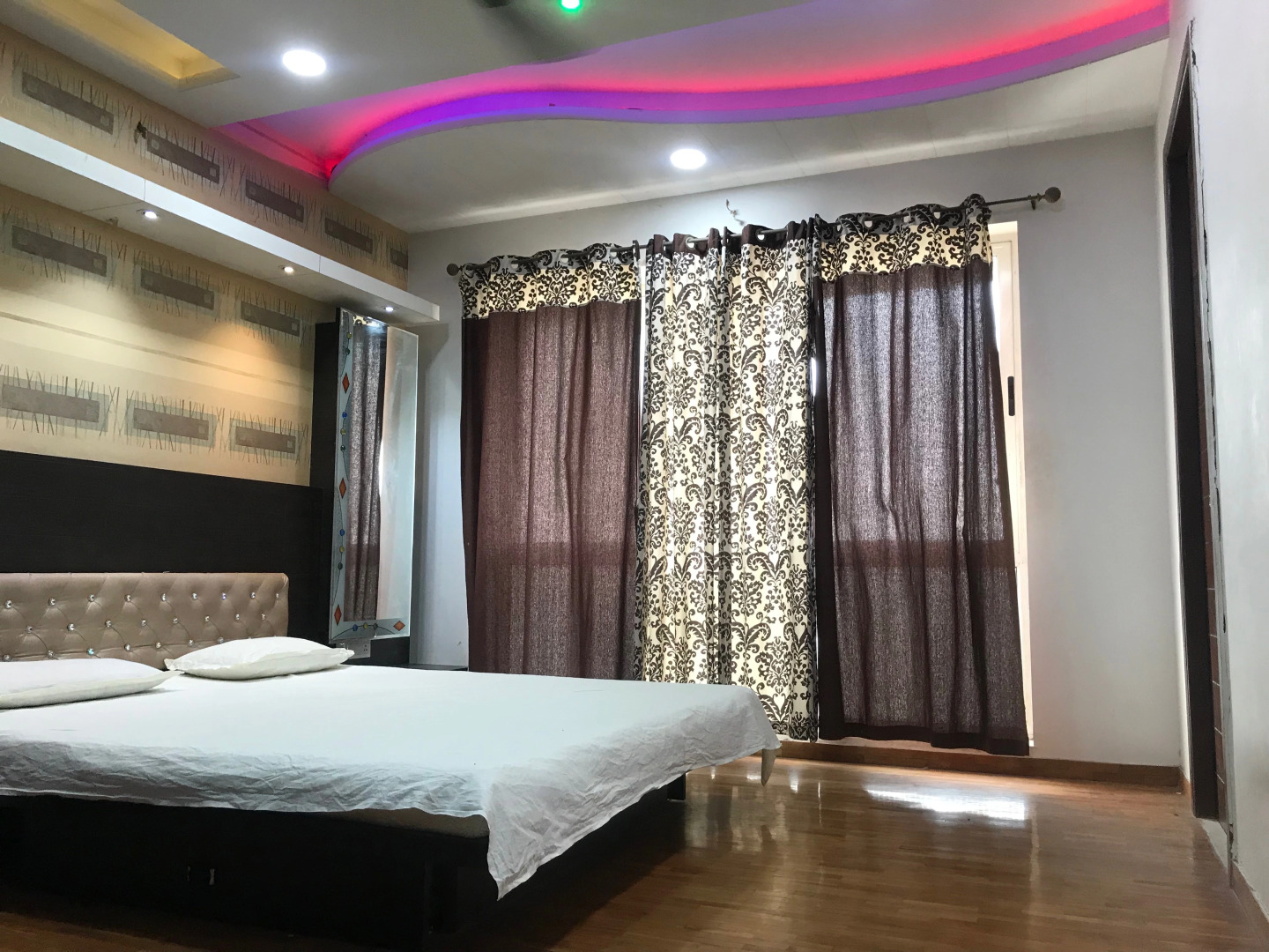 Апартаменты Prashant Keni