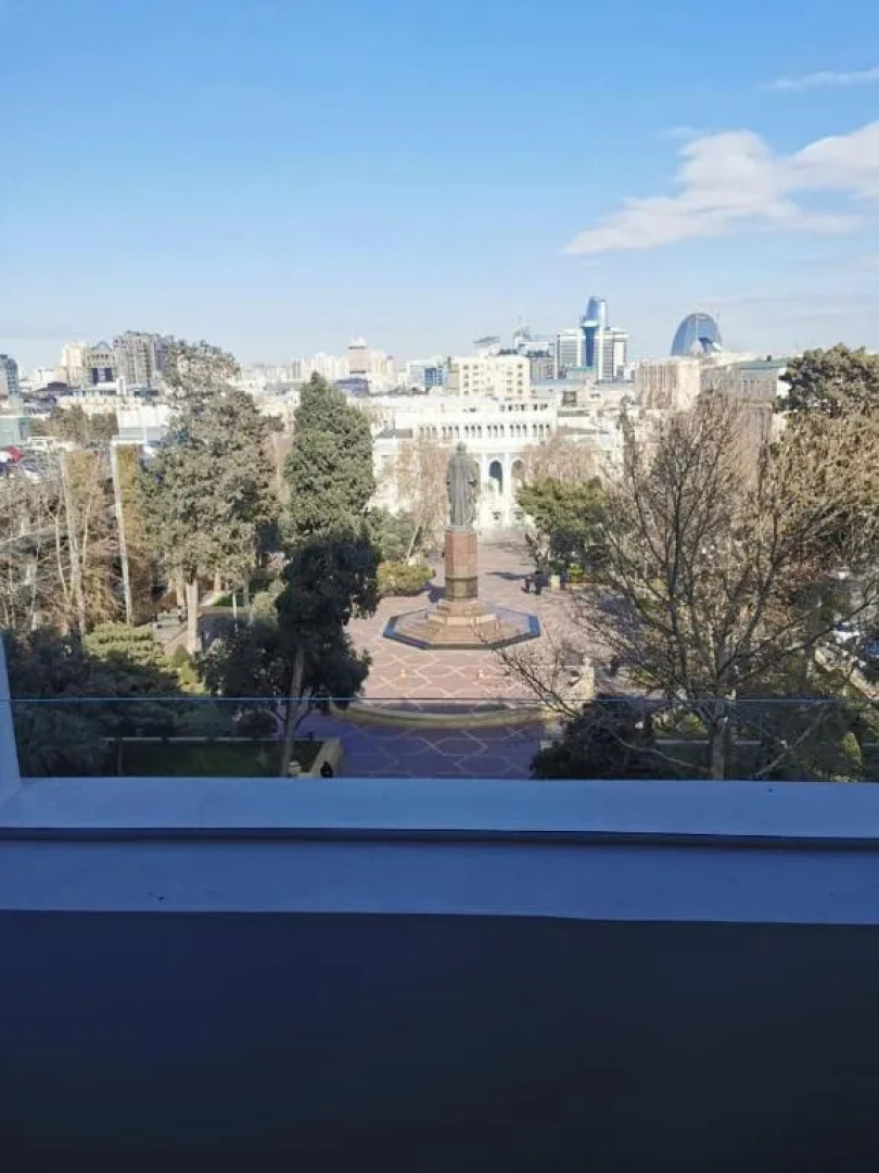 Апартаменты в центре Баку 2